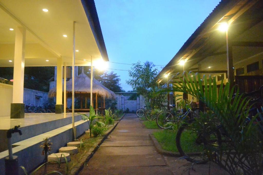 Wisma Bunda Gili Trawangan Exterior photo