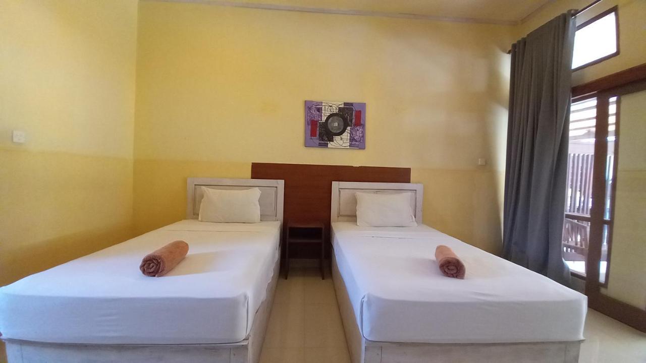 Wisma Bunda Gili Trawangan Exterior photo