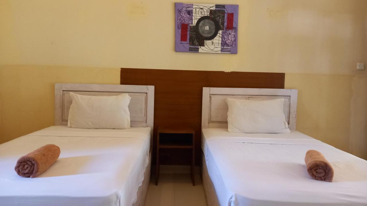 Wisma Bunda Gili Trawangan Exterior photo